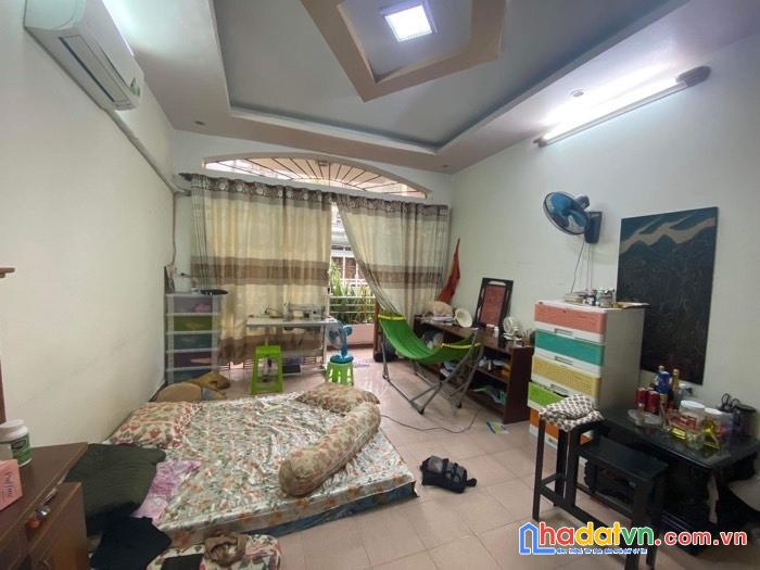 Nhà đẹp trịnh hoài đức , ngang 4.6m, 46 m2, 3 tầng btct, chỉ 5.29 tỷ