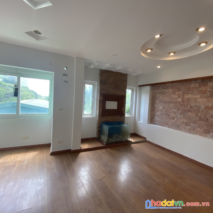 Bán nhà đường nguyễn trãi thanh xuân 36 m2 x4 t 5,8 tỷ ô tô kd