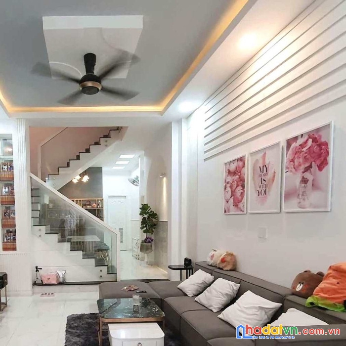 Sát hxh...tặng nội thất... 140 m2..nhỉnh 5 tỷ.. lê đức thọshr.. q.gò vấp