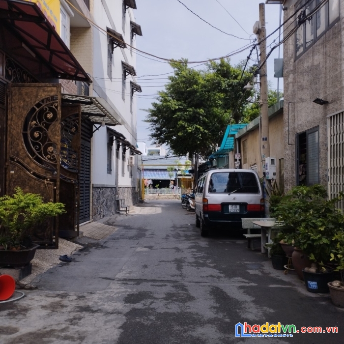 Bán nhà hẻm xe tải quay đầu - thạnh lộc quận 12 - mới tinh - chỉ 4 tỷ 800