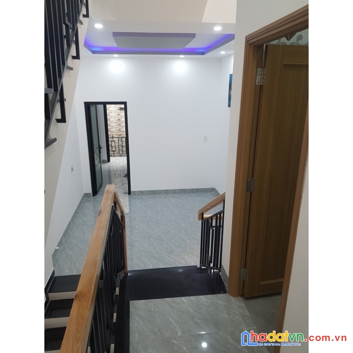 Nhà mới 3 tầng kiệt ô tô bàu năng 11 giá hơn 3 tỷ.