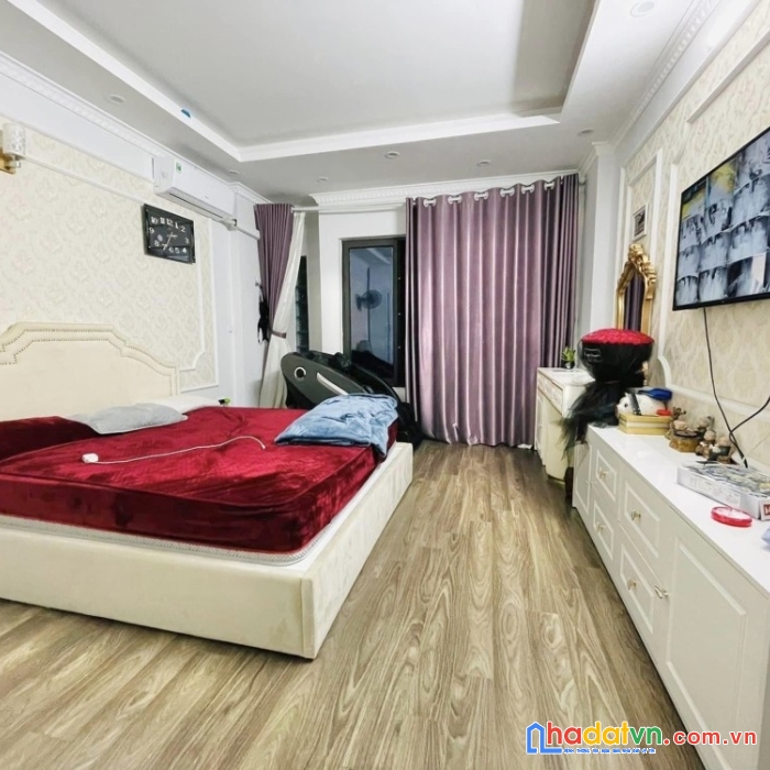 Bán nhà gấp mặt phố trung kính 78m2m2, 6 tầng, mt 6,5m, giá 16,3 tỷ, ô tô, kinh doanh.
