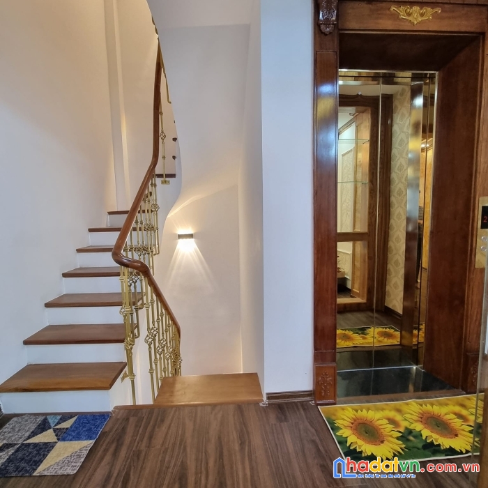 Bán nhà văn quán, plo ô tô tránh, 2 mặt tiền, 45m2, 5t, mới ở luôn, nhỉnh 7 tỷ.