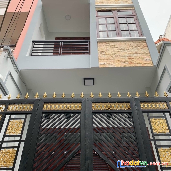 Chủ kẹt tiền bán gấp nhà hẻm ô tô đoàn văn bơ q4 0901188268