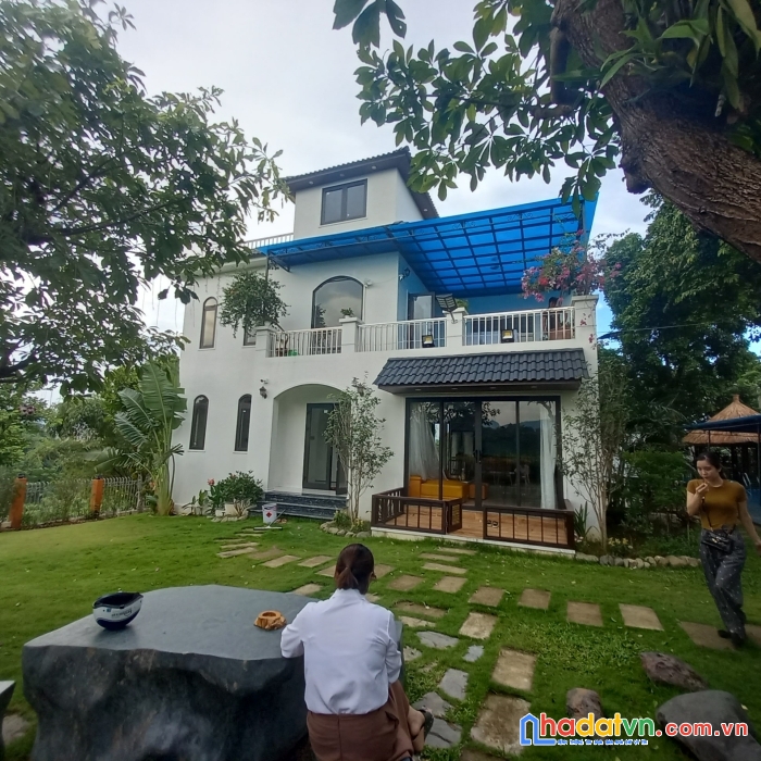 Bán siêu biệt thự,ở lương sơn,hb,1000m2,bể bơi,tiện nghi châu âu.7,2tỷ