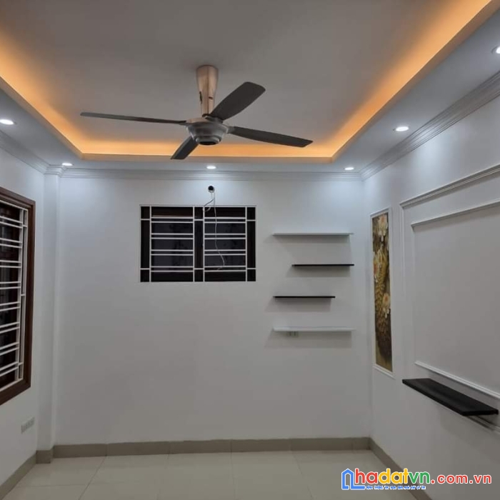 Duy nhất còn  1 căn ngọc thụy chỉ 3.38 tỷ 
căn góc - full nội thất 40m2 x 5 tầng mới xây đẹp