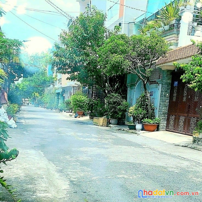 Bán nhà hxh 8m thoại ngọc hầu , tân phú, 2 tầng giá 6.7 tỷ