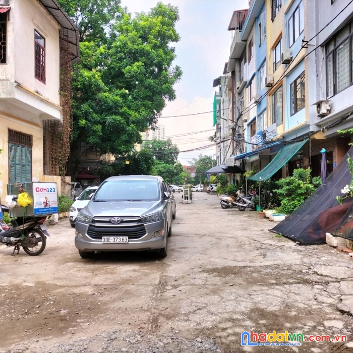 Đất võ chí công, tấy hồ dt 85m2, mt 8m, ô tô tránh, giá chỉ 4 tỷ