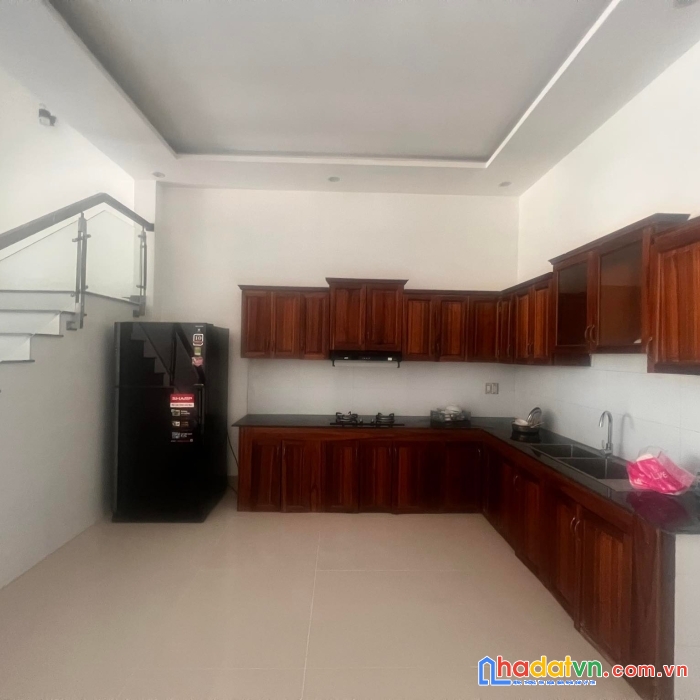 Cho thuê nhà gần biển tân trà đà nẵng rộng đẹp