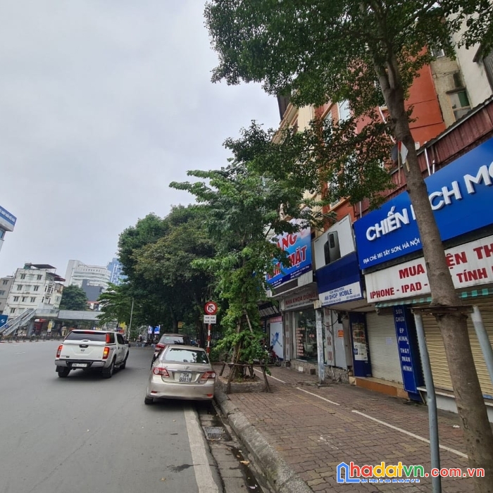 Nhà mặt phố tây sơn, đống đa, kinh doanh sầm uất, view vườn hoa, 78m2, mt: 8m. giá 27.6 tỷ