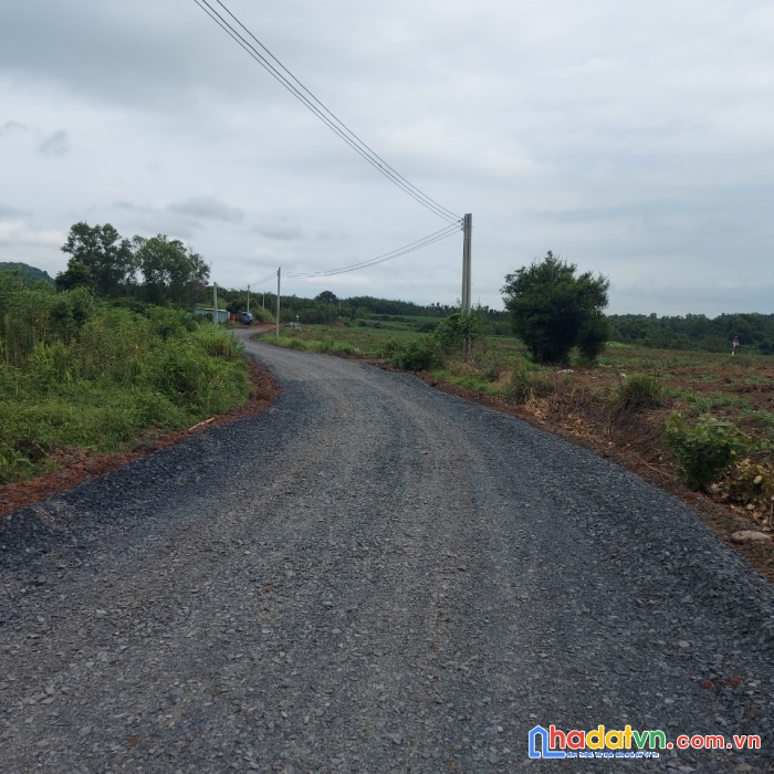 Bán đất 2 mặt tiền tại bình trung, châu đức, brvt chỉ 855tr