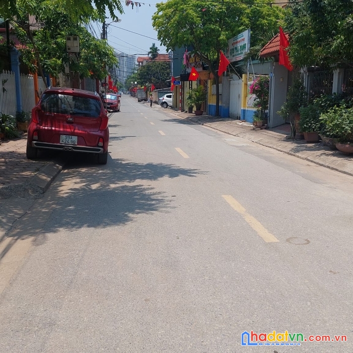 Bán đất phúc lợi, long biên. 75m , mt 6.5m, giá 3.1tỷ.gần ô tô.