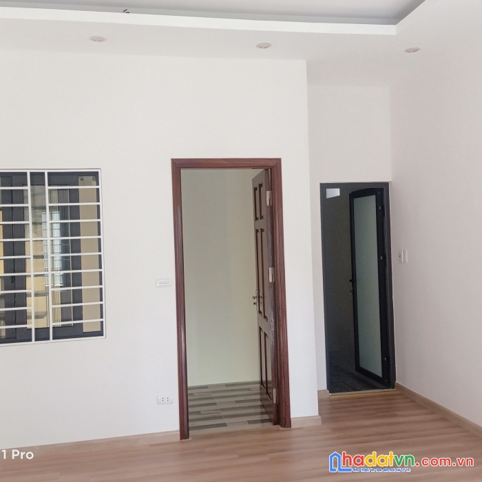 Hạ gía nhà 40m phố phan đình giót  kinh doanh - lô góc. ngõ rộng gần ô tô tránh 

