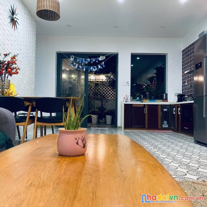 Bán nhà phân lô cát linh, hào nam, ở thích, 53m2x5t, mt 4m, 10 tỷ hơn