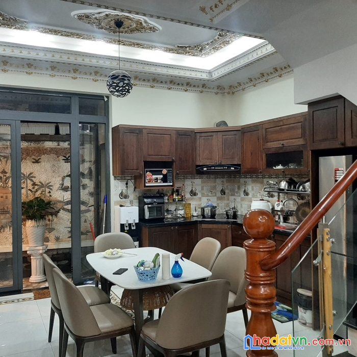 Bán nhà 1056 huỳnh tấn phát, 4 tầng, 4pn, full nội thất cc, ô tô vào nhà