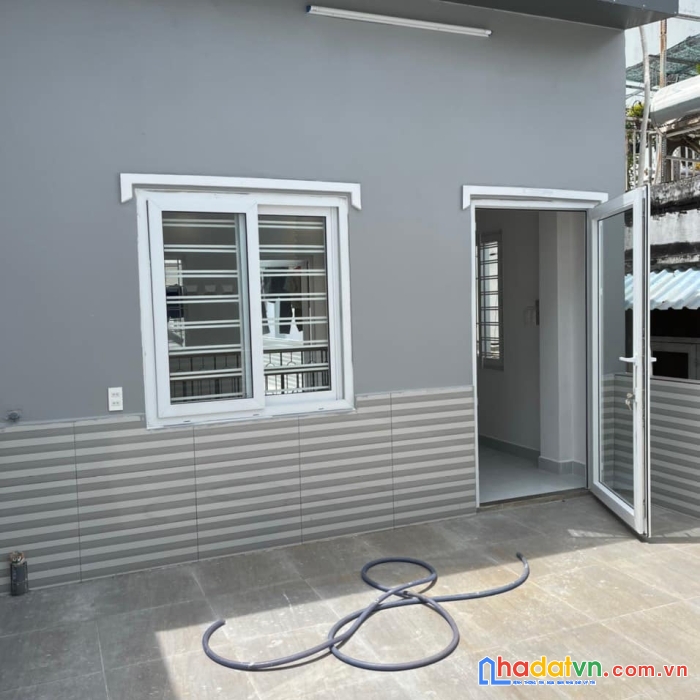 Bán nhà hxh huỳnh văn bánh, ô tô vào nhà, 60m2, 4x15m, chỉ 13.7 tỷ. lh 0386372900
