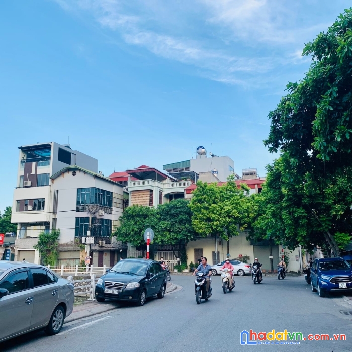 Ngõ vũ xuân thiều 41m  đất ô tô vào ok 2.6 tỷ long biên.