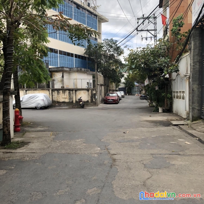 Siêu phẩm 3tầng kiệt xe tải ông ích khiêm chỉ nhỉnh 4 tỷ 0935089304