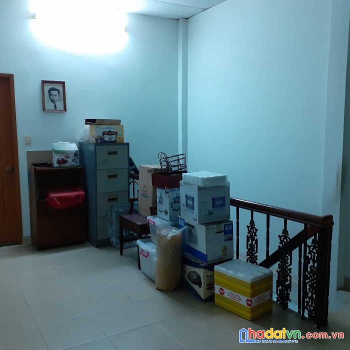 Chính chủ lâu đời cần bán gấp nhà hxt nguyễn trọng tuyển 68m2, ngang 4m, nở hậu, chỉ 9.9 tỷ. lh 0386372900