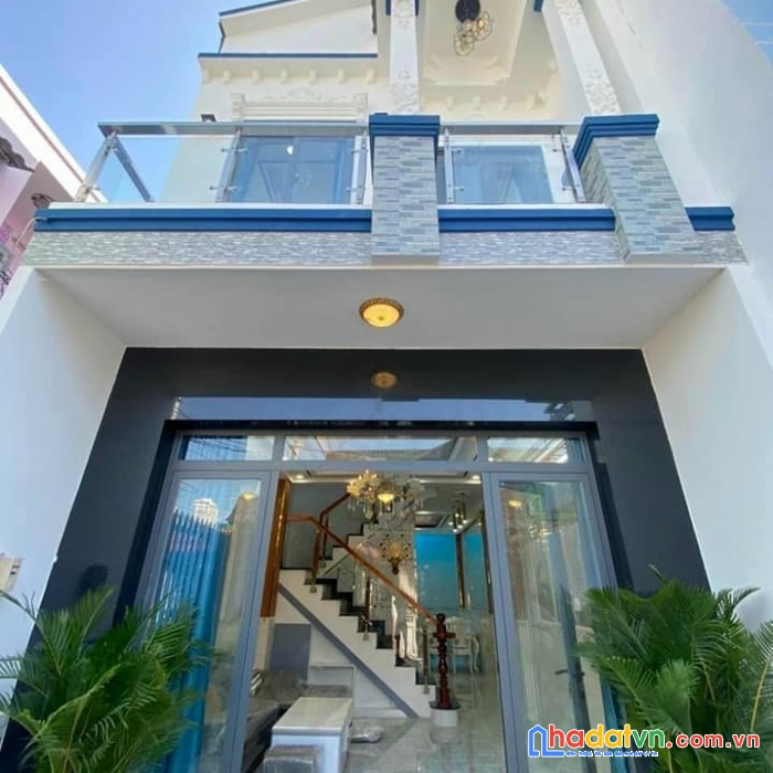 Nhà 2 tầng_btct_mới, đẹp_rẻ hxh đỗ cửa_44m2_gần 5 tỷ. ni sư huỳnh liên
