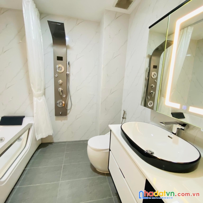 Vip p10 hoàng diệu 80m2 ở ngay 20m ra mặt đường nhỉnh 15tỷ th.lượng