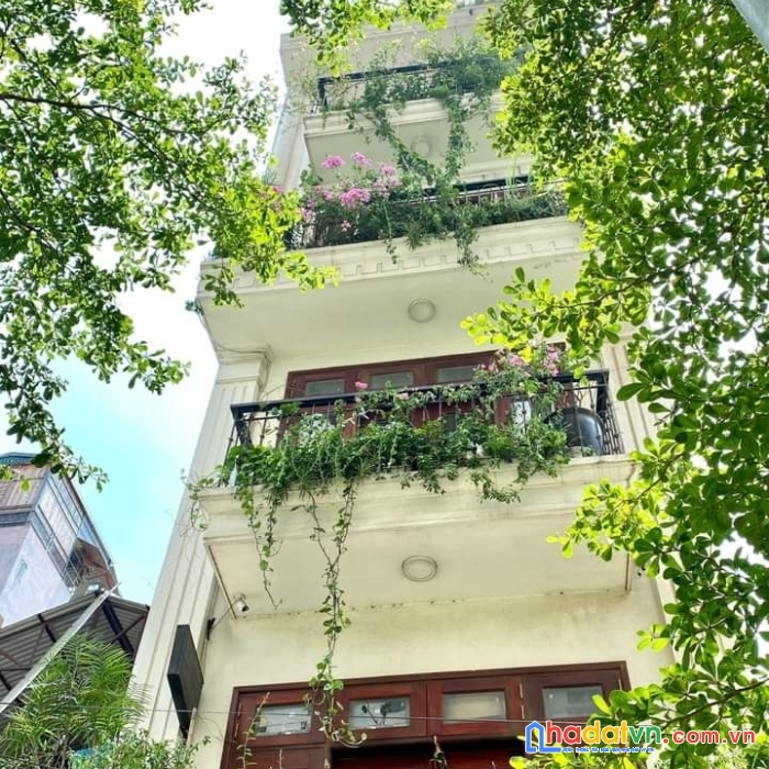 Nhà đẹp phố vĩnh hưng. ô tô 7 chỗ vào, kinh doanh, dt52m, mt4.5m. chỉ 7.1 tỷ.