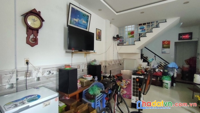 Bán nhà lô góc 70mx2 tầng, kiệt oto, gần biển kinh doanh tốt