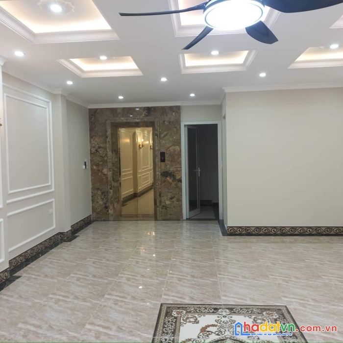 Chủ cần bán nhà lâm hạ phố vip long biên,t/máy p/lô ôtô hơn 14 tỷ