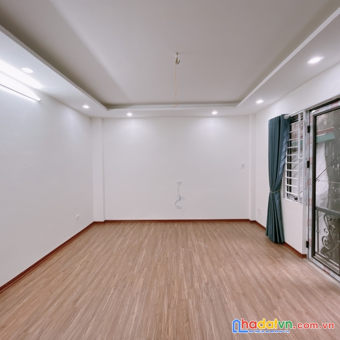 Bán nhà 5 tầng mới bạch mai hbt 4,5 tỷ