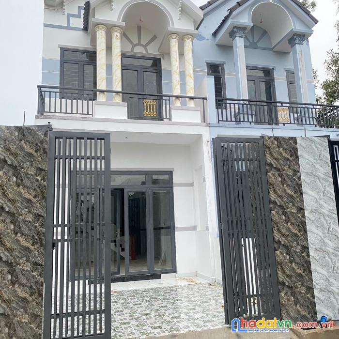 Bán cặp nhà song sinh 1 trệt 1 lầu khu dân cư bình hoà