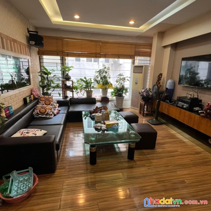 Bán gấp nhà yên lãng, lô góc, phân lô, ôtô tránh, kinh doanh, dt 60m2 x 6t, 16tỷ.