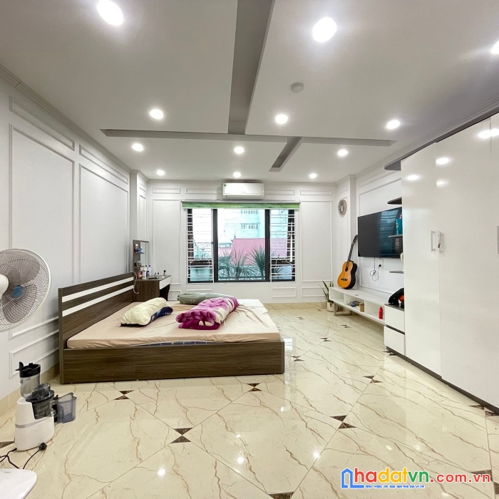 Bán nhà ngọc thụy chỉ 3.38 tỷ siêu hiếm - đẹp 35m2 

căn góc - full nội thất 35m2 x 5 tầng mới