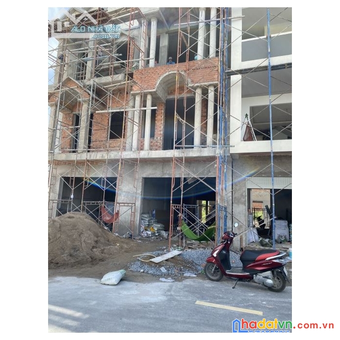 Cần bán đất 92,2 m2 mặt tiền khu nhà ở an phú