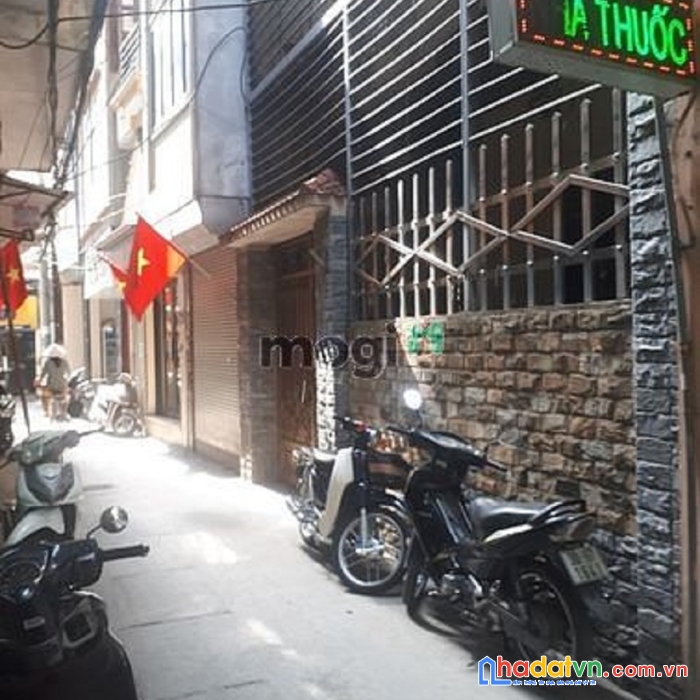 Bán nhà thanh xuân, ngõ quan nhân 100m, 3 tầng, 9,8 tỷ, kinh doanh