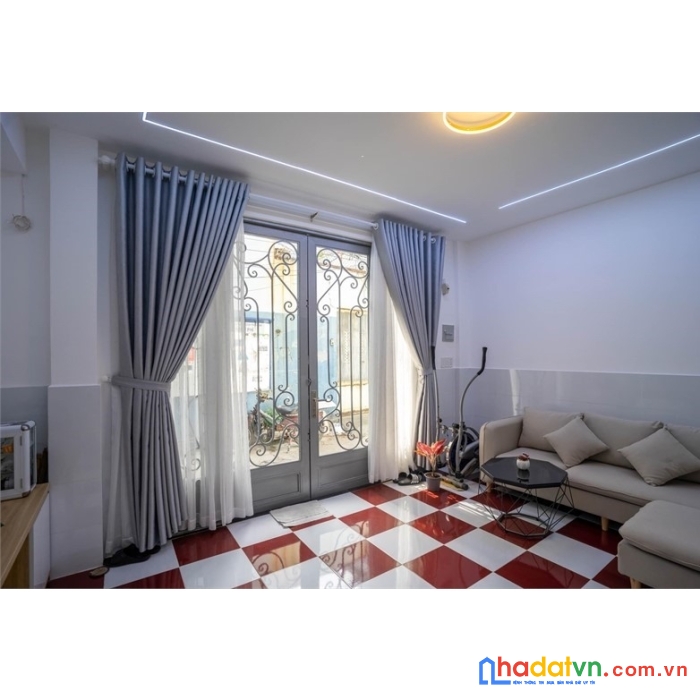 Hxh phan đình phùng, 32m2, 2 tầng, ngang 7m, 2pn, 2wc, tặng nội thất, giá giảm còn 6 tỷ