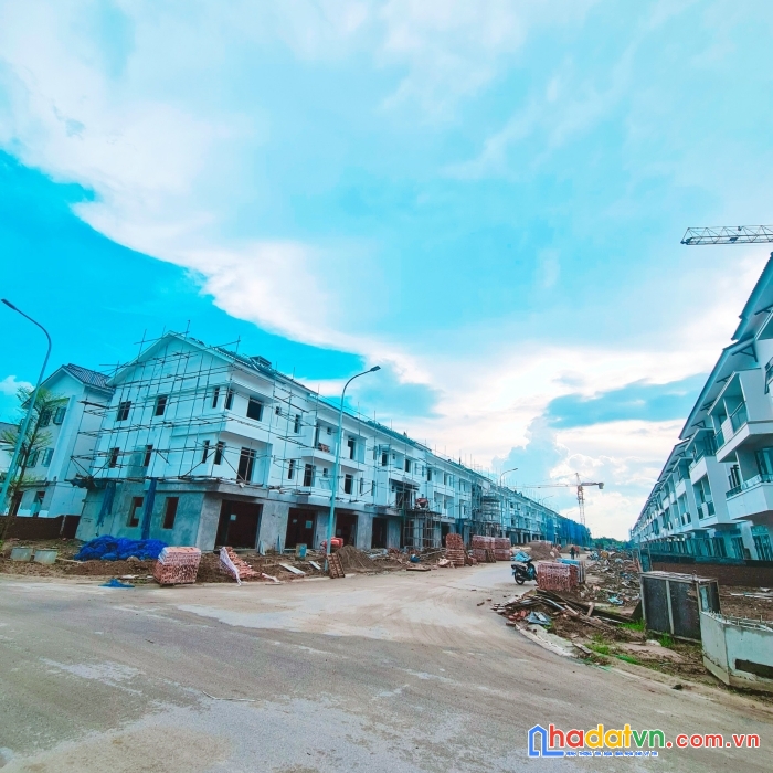 Chính chủ gửi bán căn shophouse 100m2