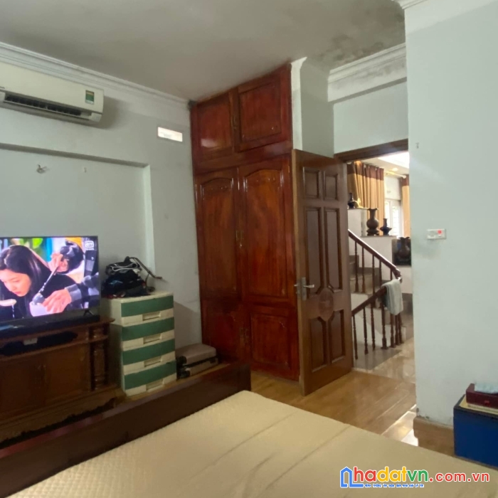 Nhà đẹp nguyễn sơn, ô tô, dân xây, kd, 55m2, 3t, 4 ngủ, 6.1tỷ. lh: 0913896966