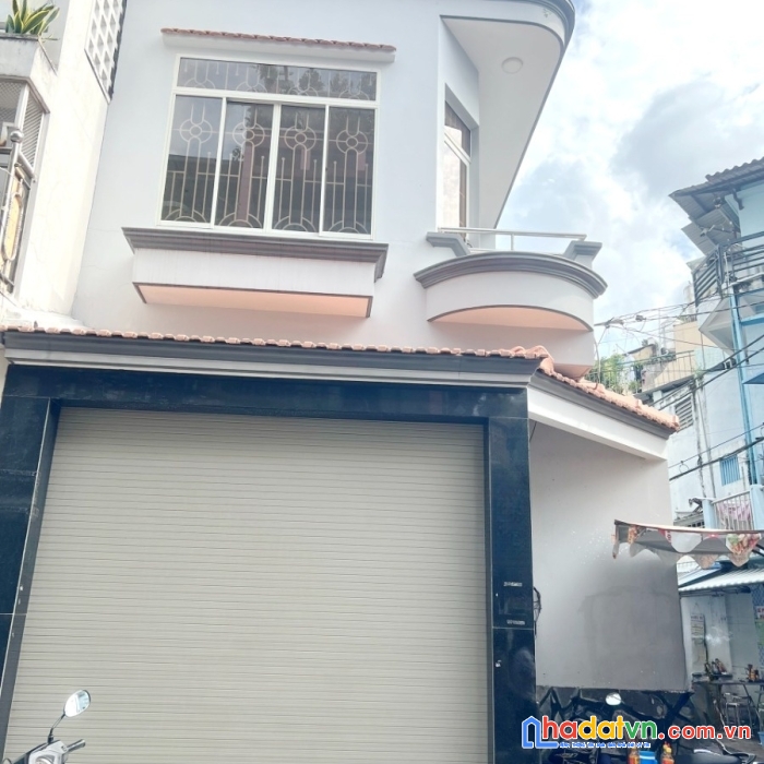 Nhà bán mặt tiền kinh doanh vĩnh viễn 5x10m p6 q10 13,4 tỷ