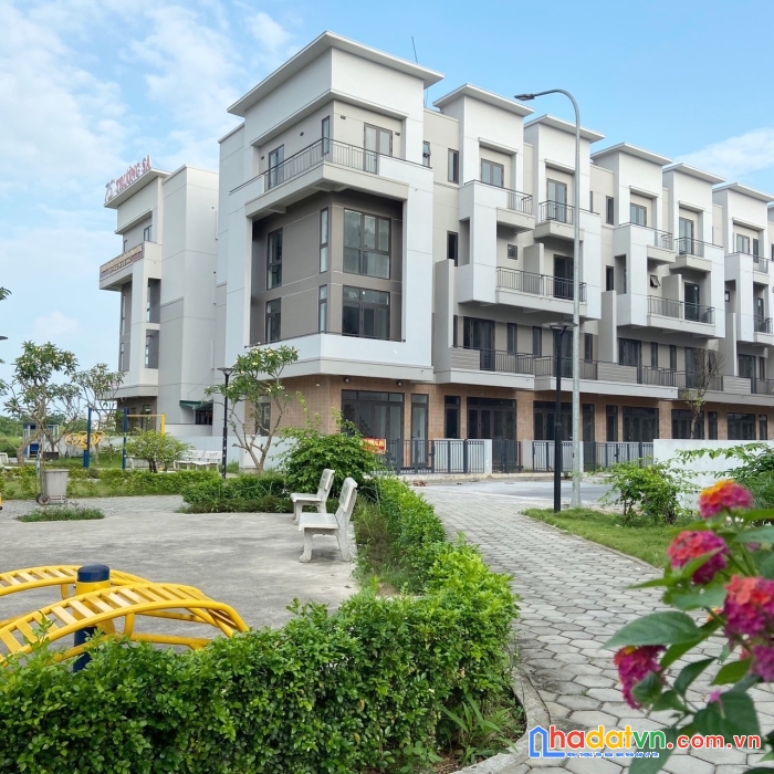 Chính chủ cần bán căn shophouse 4 tầng thành phố từ sơn