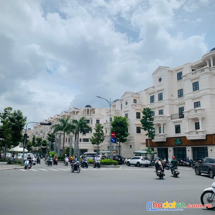 Bán nhà mt phan văn trị - quang trung, dt: 4.6x23m, 5 tầng, 9 pn, 26.5 tỷ