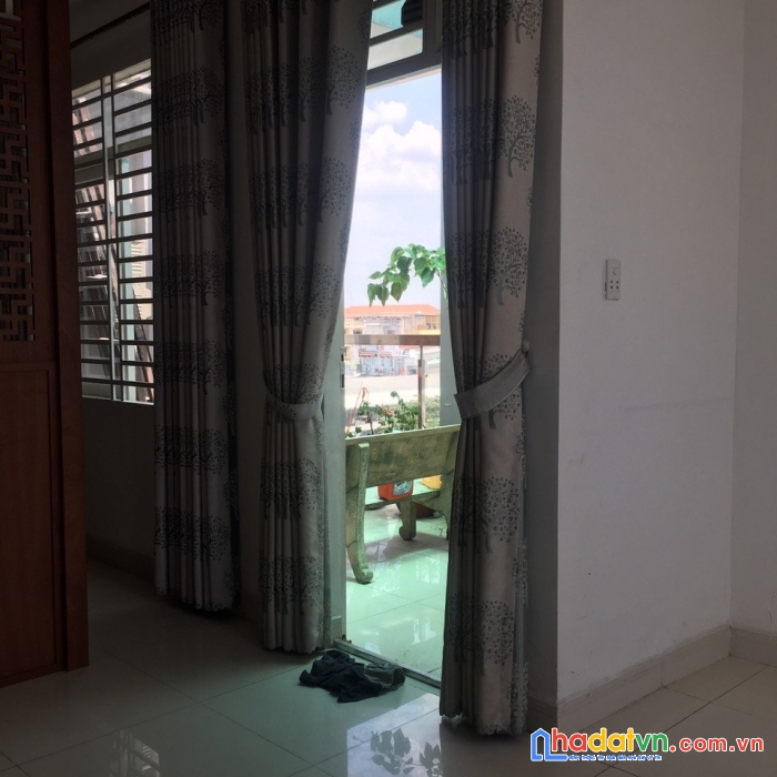 Hiếm vô cùng. 2lầu. 80m2. 3,4 tỷ. kiệt lâm hoành. 100m là biển