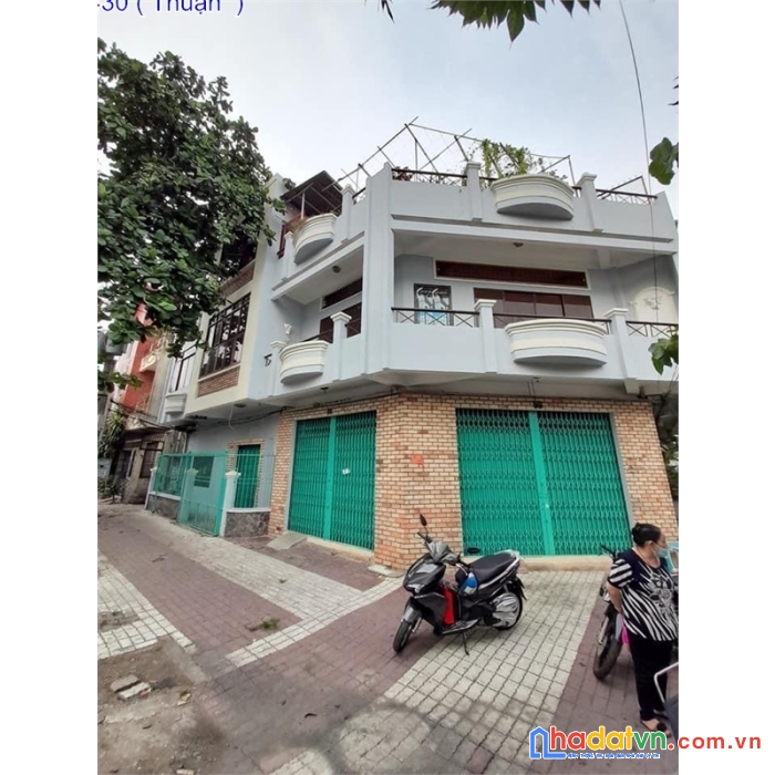Trung tâm quận 7 - phú thuận 64 triệu/m2  nhà 4 tầng ngang 8.5m . oto đỗ trong nhà .