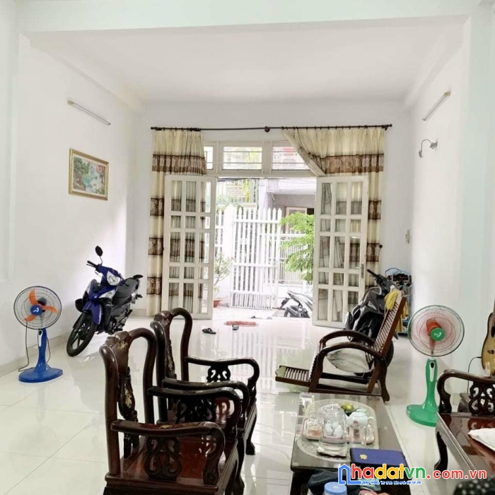 Bán nhà hẻm 1283 huỳnh tấn phát, 108m2, 4 tầng, 5pn, 4wc, nhà đẹp ở ngay.