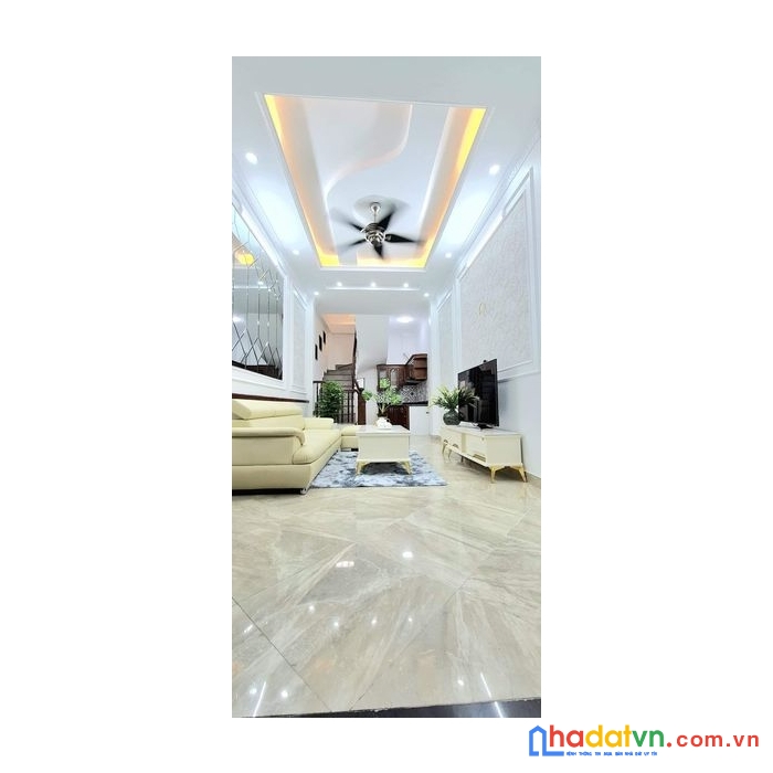 Hiếm nhà phố tân mai 32m x 6 tầng đủ công năng giá bán 3,9 tỷ