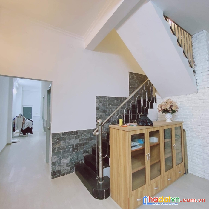 Bán nhà hẻm xe hơi bình thạnh 98m2 ngang 5.3m 4pn chỉ 8.8 tỷ