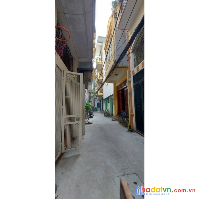 Cực hiếm nhỉnh 3 tỷ có ngay nhà lạc long quân ô tô đỗ cửa khu phân lô bộ công an