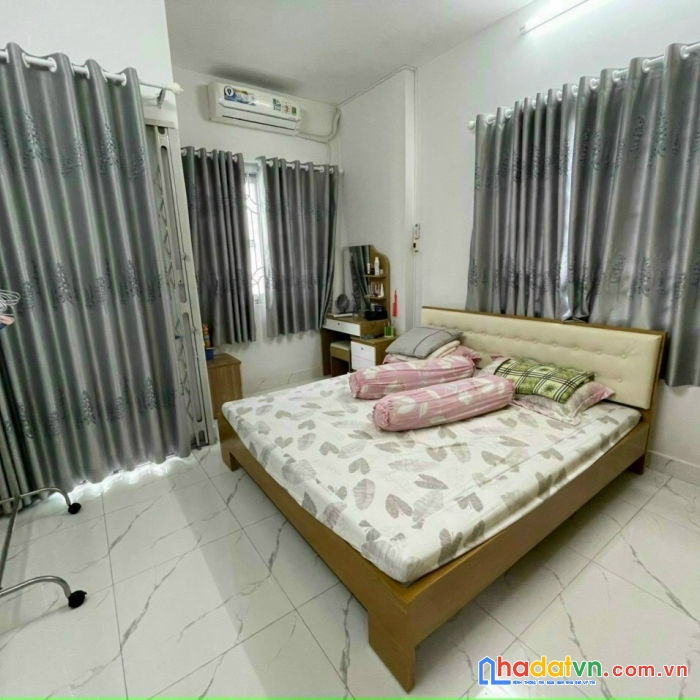 Nhà hẻm 3.5m, 3.8 x 14m, chỉ 5.7 tỷ, trần hữu trang, phú nhuận