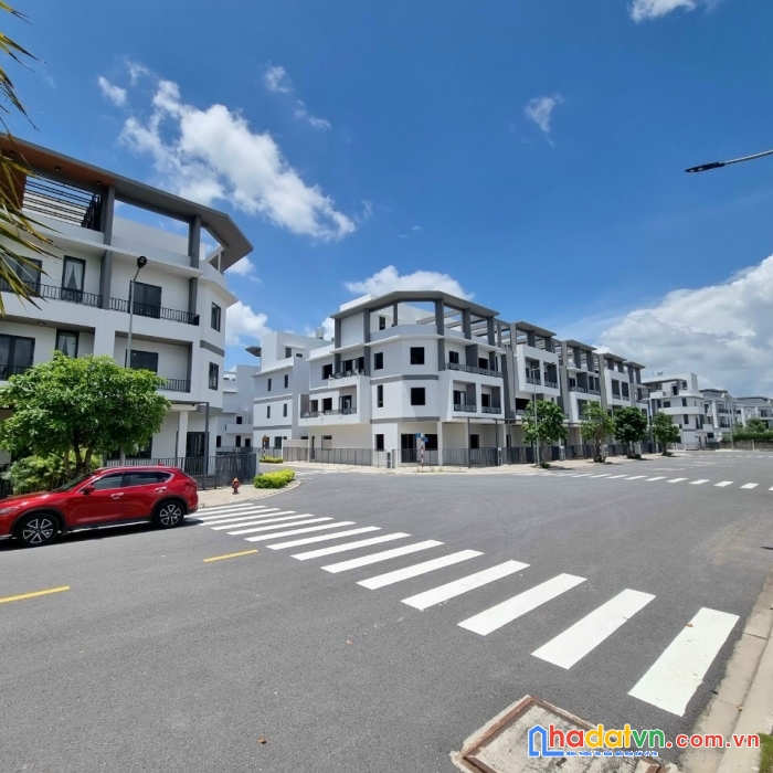 The pearl river side biệt thự view sông tt.bến lức ngân hàng hỗ trợ ân hạn nợ gốc 24 tháng đầu