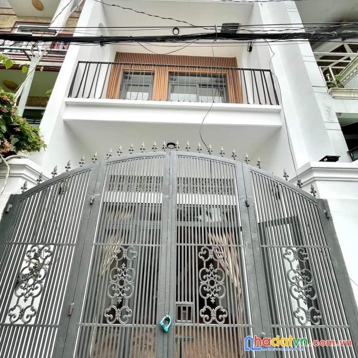 Chỉ 4.5 tỷ, nhà 2 tầng, hxh, 40m2, quang trung, p.10, gv, sổ hồng riêng chính chủ.