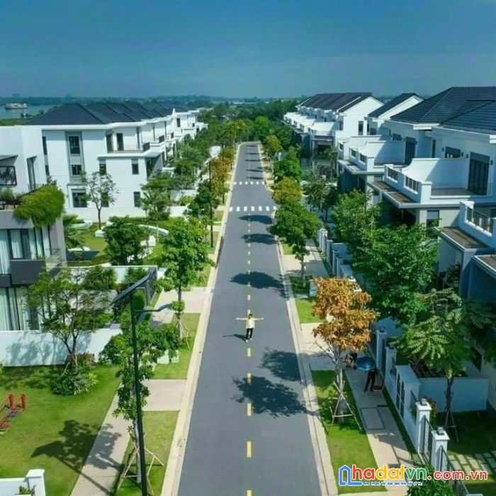 Bán biệt thự view sông cực đẹp tại dự án aquacity diện tích 327m2 giá 34 tỷ